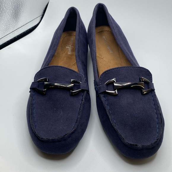 Easy Spirit Semarklie Bit Loafer (Women) Navy Blue 8W - Picture 2 of 9